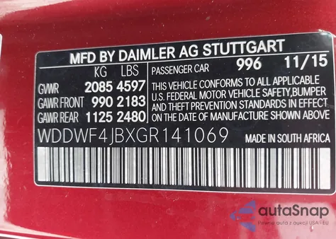 2016 Mercedes-Benz C 300 Luxury z USA, uszkodzony, nr VIN WDDWF4JBXGR141069